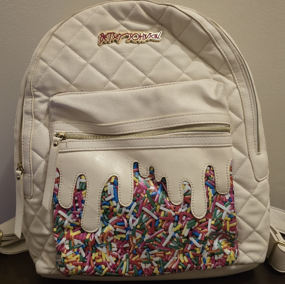 Betsey Johnson backkbag